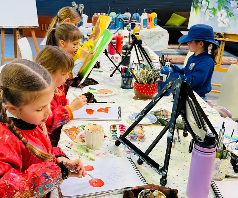 mahan kids art class 16